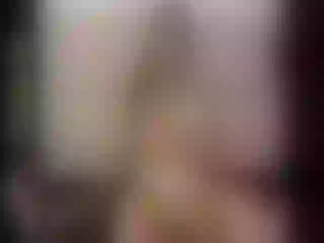 Live sex webcam photo for ErikaActive #273692787