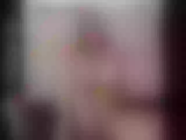 Live sex webcam photo for ErikaActive #273891526