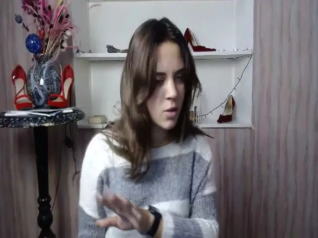 Live sex webcam photo for ErikkaDream #274585572