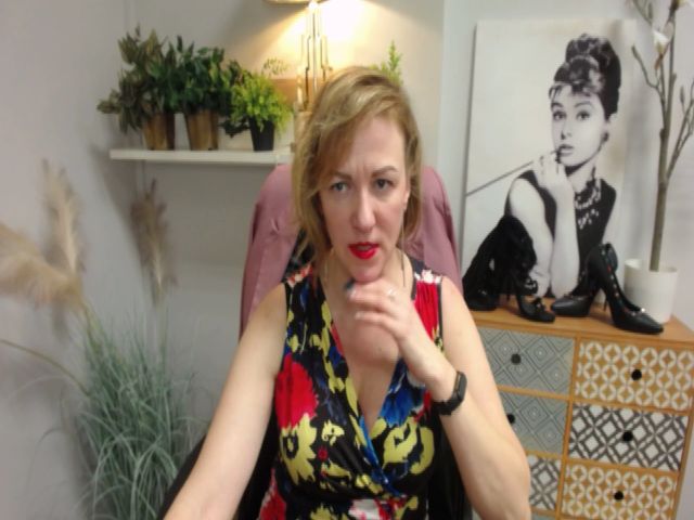 Live sex webcam photo for EroticFELIZIA #272006555