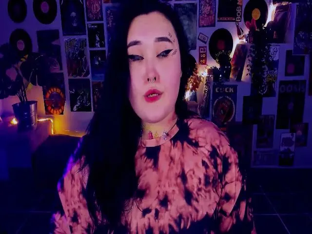Live sex webcam photo for EsmiraWaild #271695408