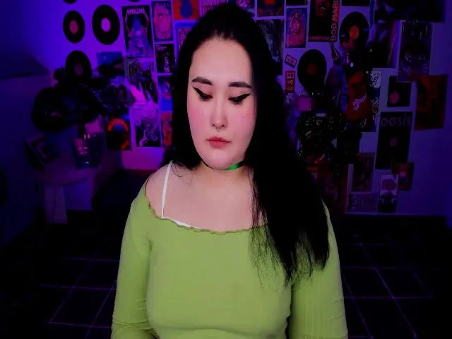 Live sex webcam photo for EsmiraWaild #271744972