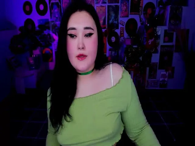 Live sex webcam photo for EsmiraWaild #271746170