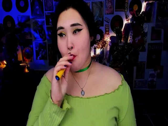 Live sex webcam photo for EsmiraWaild #271782080