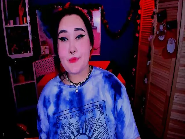 Live sex webcam photo for EsmiraWaild #271810209