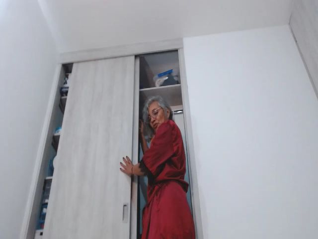 Live sex webcam photo for Estelamaris #273888271