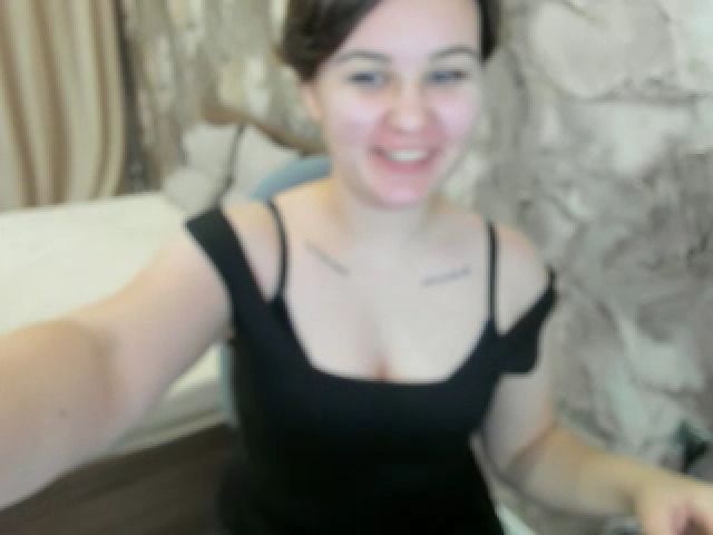 Live sex webcam photo for EsterShine #272344475