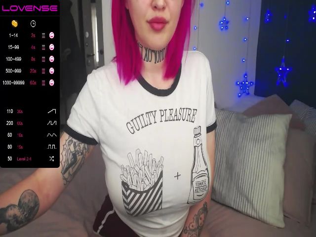 Live sex webcam photo for Eurusholmess #287881422