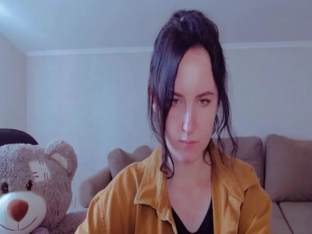 Live sex webcam photo for EvaClark01 #273939421