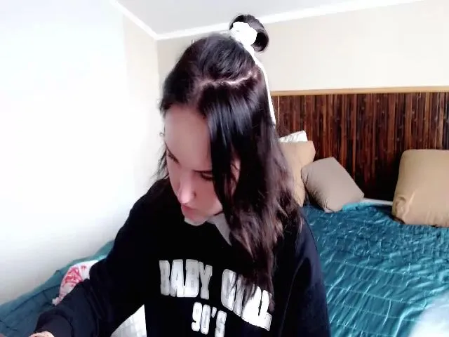Live sex webcam photo for EvaClark01 #273987495