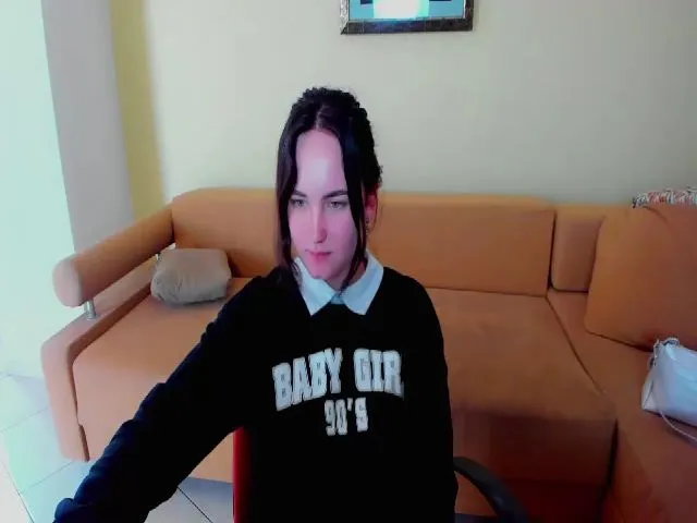 Live sex webcam photo for EvaClark01 #274001381