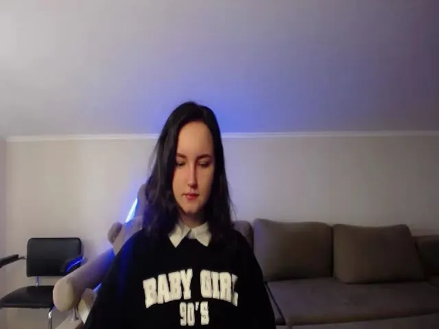 Live sex webcam photo for EvaClark01 #274009762