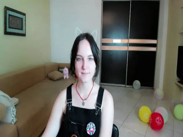 Live sex webcam photo for EvaClark01 #274085563