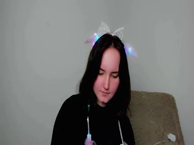 Live sex webcam photo for EvaClark01 #274284744