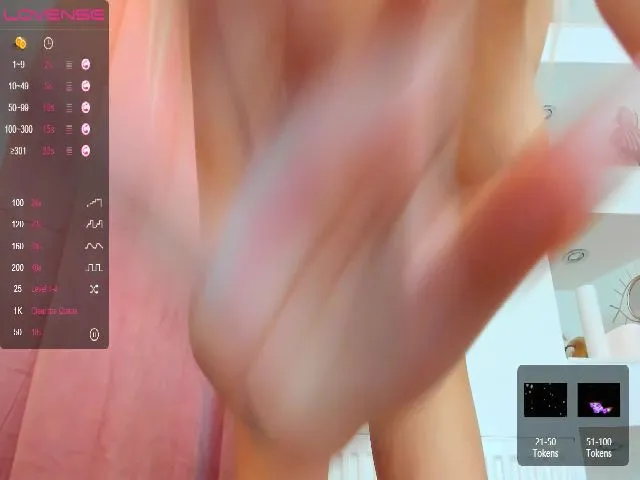 Live sex webcam photo for EvaKittyy #272317190
