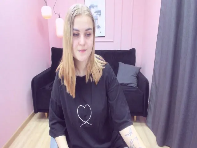 Live sex webcam photo for EvaMild #272232606