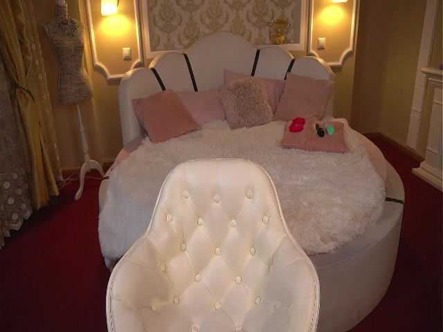 Live sex webcam photo for EvaMoors #272956114