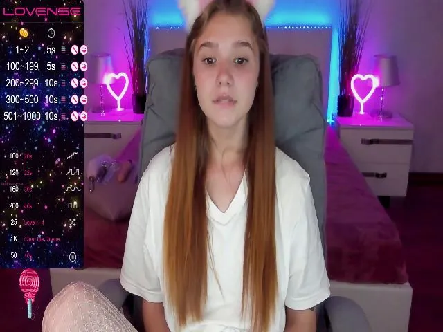 Live sex webcam photo for EvaMoors #273977179