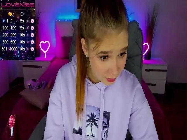 Live sex webcam photo for EvaMoors #274042136