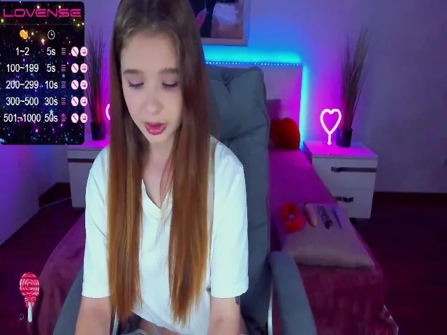 Live sex webcam photo for EvaMoors #274213086