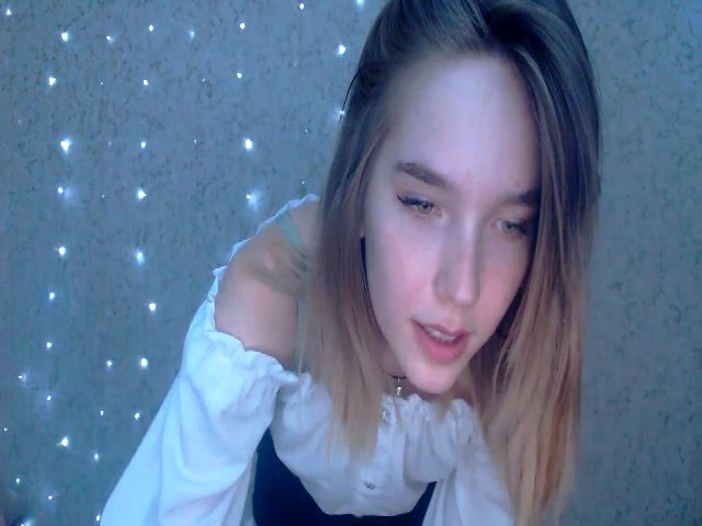 Live sex webcam photo for EvaRockStar #274342754