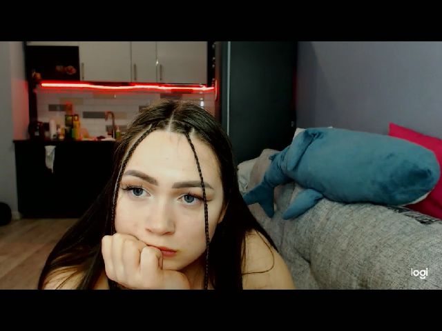 Live sex webcam photo for EvaSweetKiss #273455772