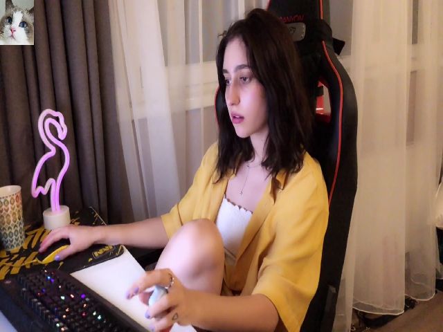 Live sex webcam photo for EvaWho #274295568