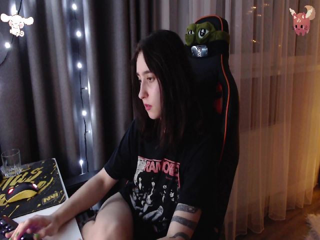 Live sex webcam photo for EvaWho #274475456