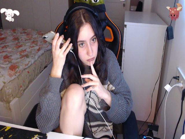 Live sex webcam photo for EvaWho #274579323