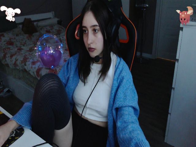 Live sex webcam photo for EvaWho #274783556