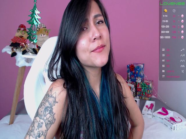 Live sex webcam photo for Eva_Collins2 #271750079