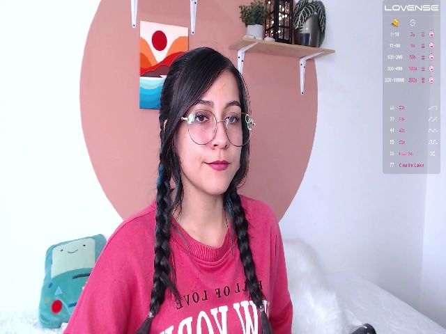 Live sex webcam photo for Eva_Collins2 #272468034