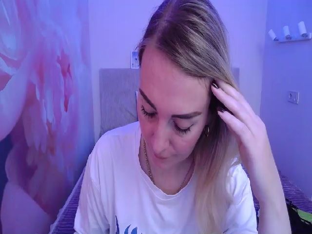 Live sex webcam photo for Eva_Smiths #274051394