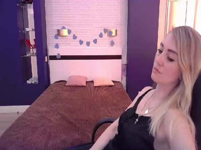 Live sex webcam photo for Eva_Smiths #274105264
