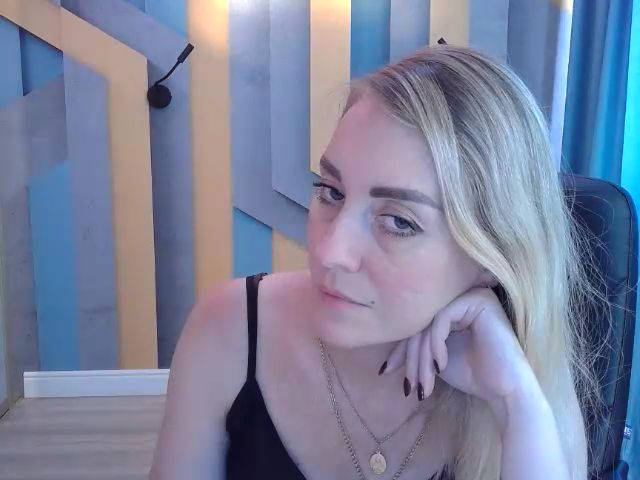Live sex webcam photo for Eva_Smiths #274116211