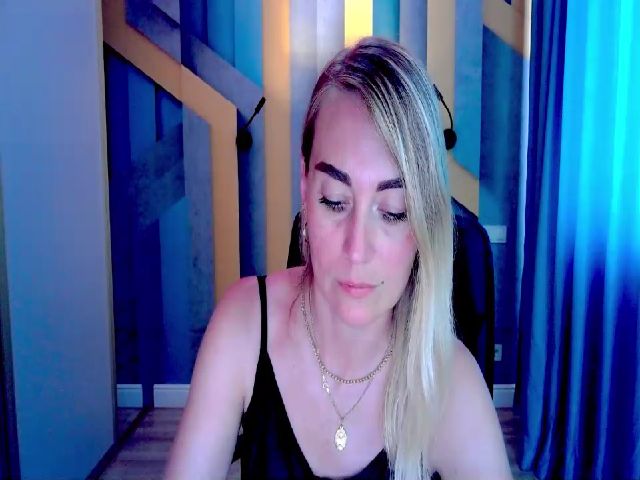 Live sex webcam photo for Eva_Smiths #274176754