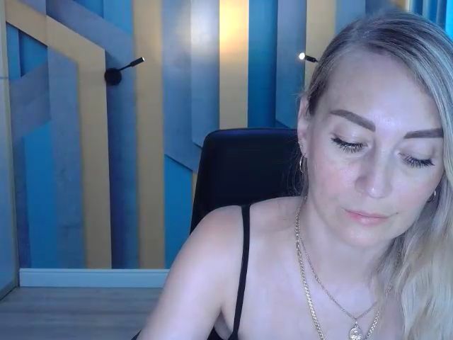 Live sex webcam photo for Eva_Smiths #274210170