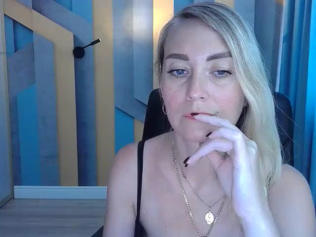 Live sex webcam photo for Eva_Smiths #274210309