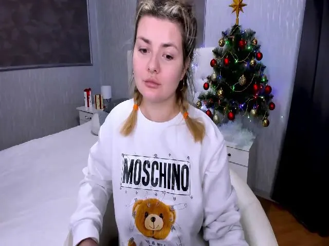 Live sex webcam photo for Eva__Kamenski #271995588