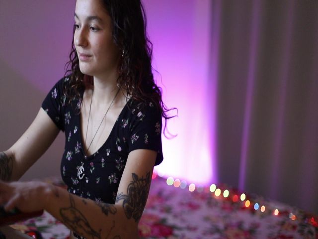 Live sex webcam photo for Evaomm #271742490