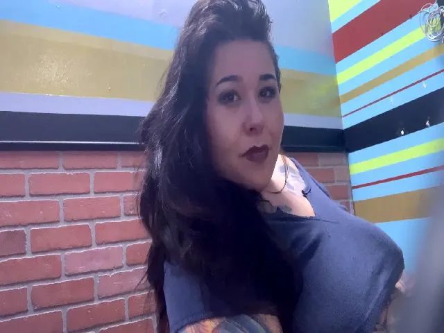 Live sex webcam photo for Evasiame #272753498
