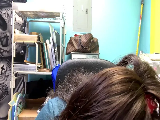 Live sex webcam photo for Evasiame #273210665
