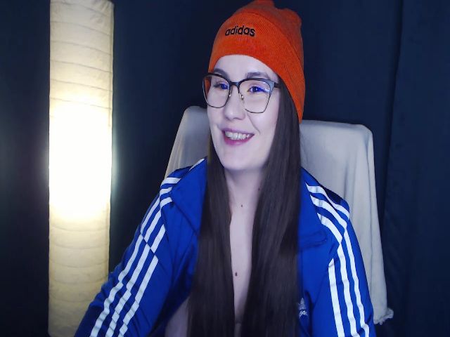 Live sex webcam photo for EveGoddes #271701764