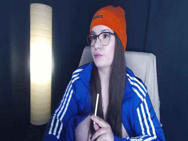 Live sex webcam photo for EveGoddes #271702206