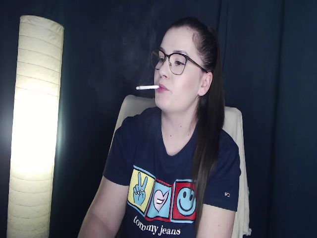 Live sex webcam photo for EveGoddes #271711314