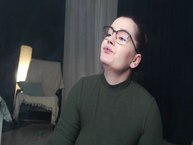 Live sex webcam photo for EveGoddes #271765616