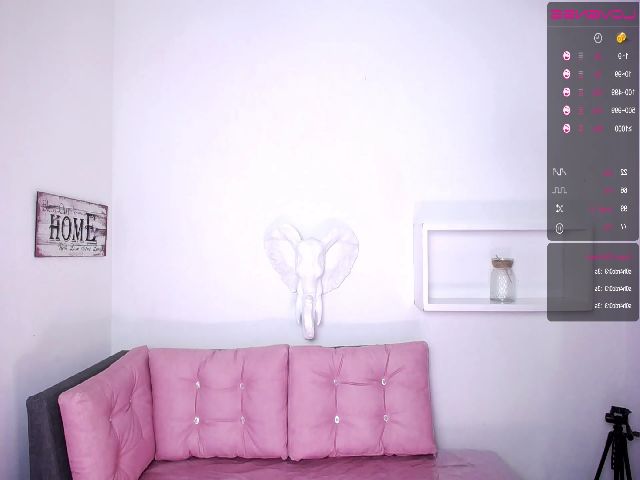 Live sex webcam photo for Eve_Rox #272911876