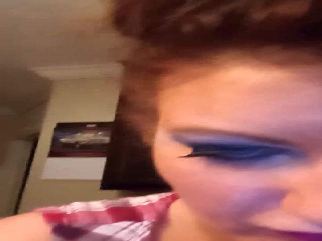 Live sex webcam photo for EveeMonroe35 #273322036