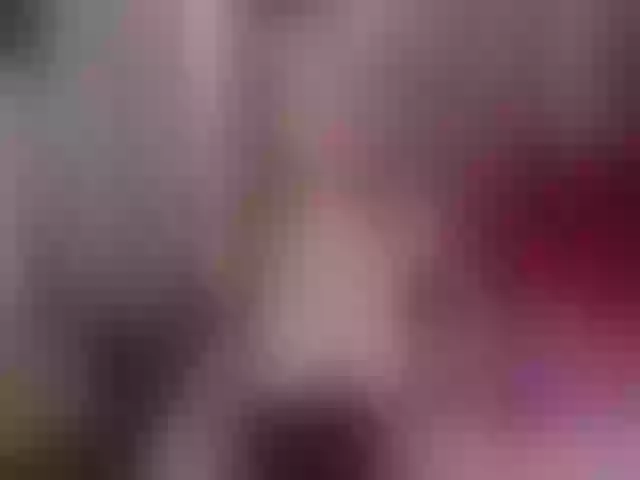 Live sex webcam photo for Eveee_ #272820938