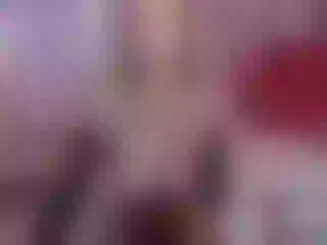 Live sex webcam photo for Eveee_ #273100232
